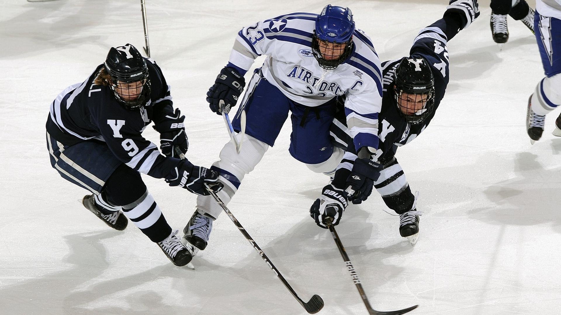 曼联强势反弹,积分榜上升为第二